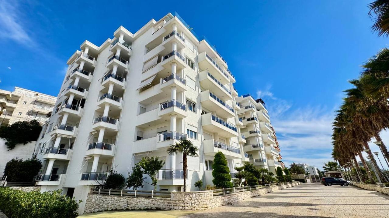 White Sea View Residence Sarandë 외부 사진