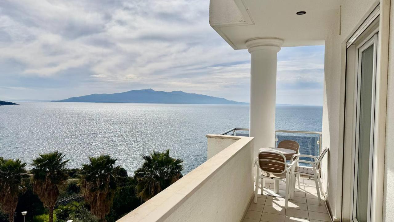 White Sea View Residence Sarandë 외부 사진