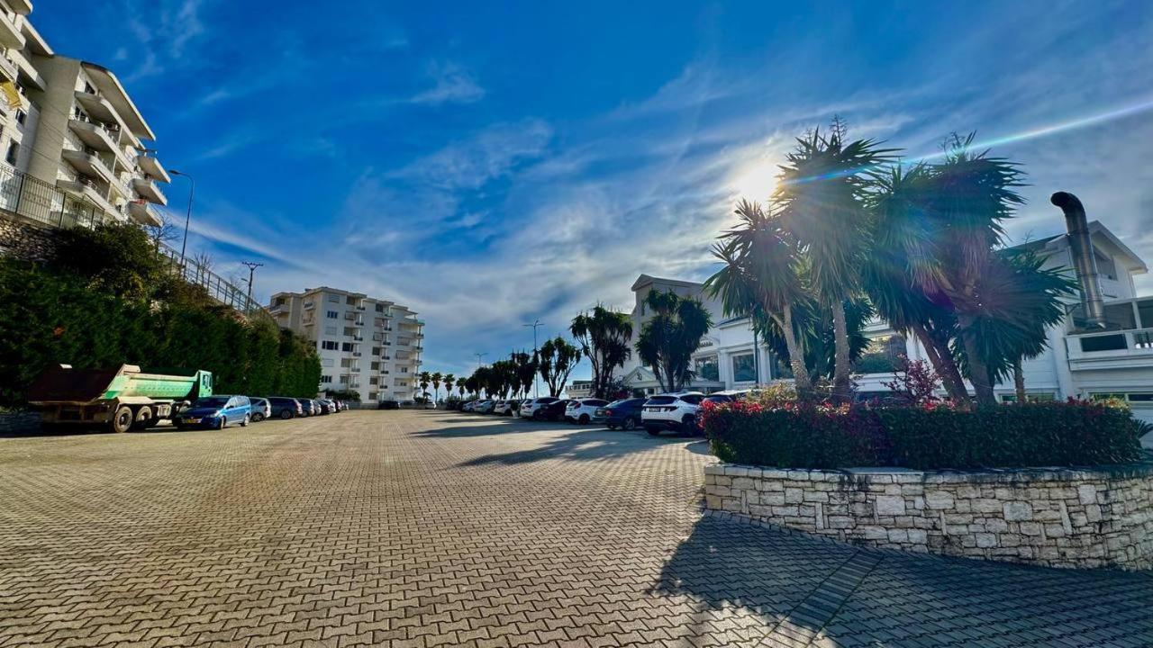 White Sea View Residence Sarandë 외부 사진