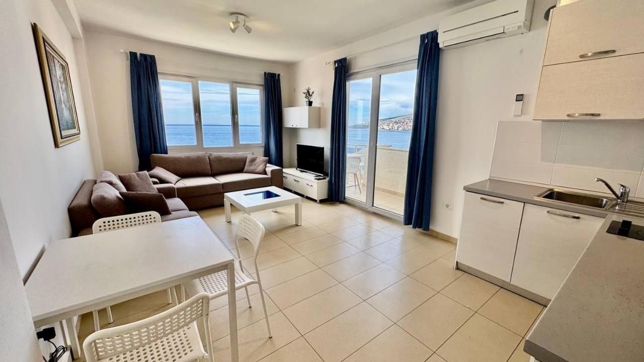 White Sea View Residence Sarandë 외부 사진