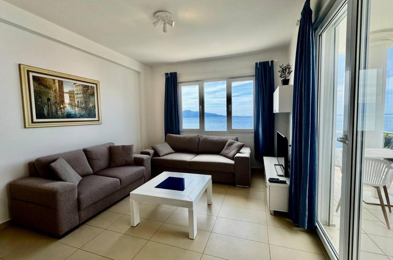 White Sea View Residence Sarandë 외부 사진