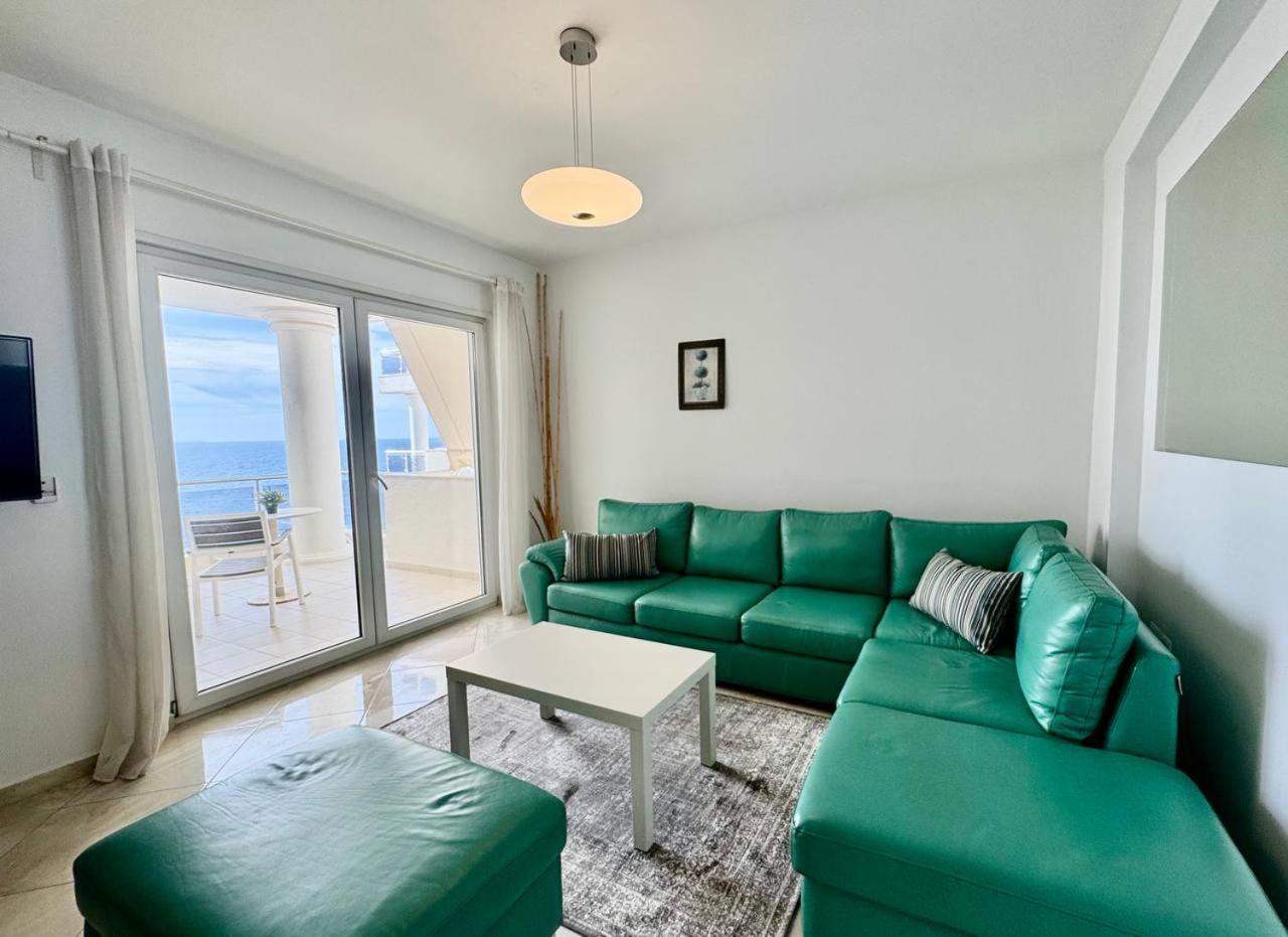 White Sea View Residence Sarandë 외부 사진
